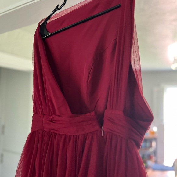 ASOS Burgandy Midi Tulle Bridesmaid’s Dress - Picture 3 of 6